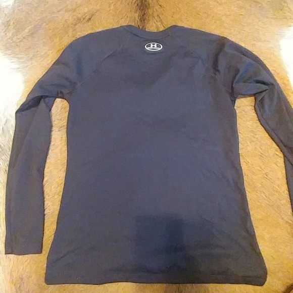 Under Armour long sleeve shirt - Picture 4 of 5